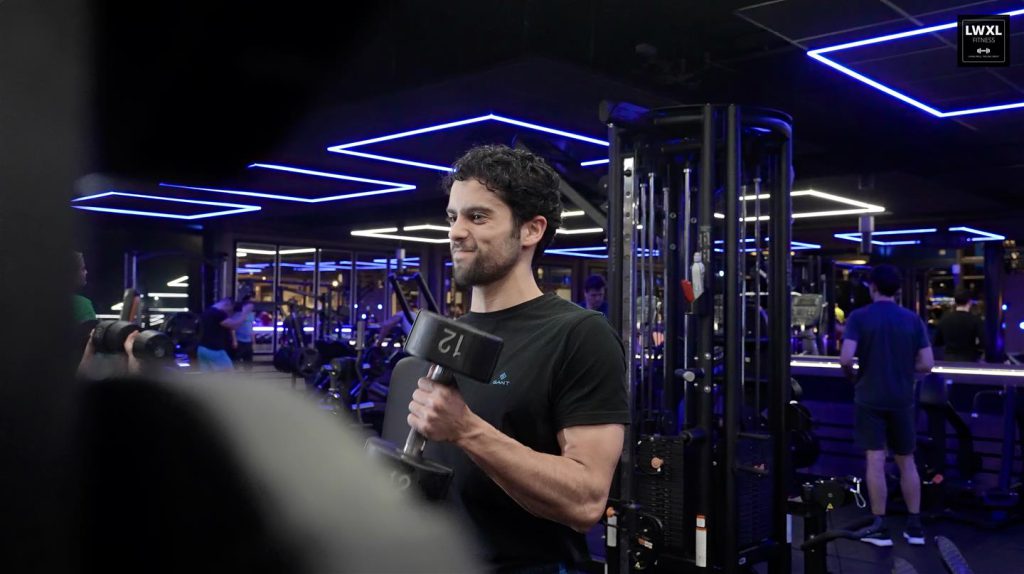 Krachttraining voor biceps bij Living Well